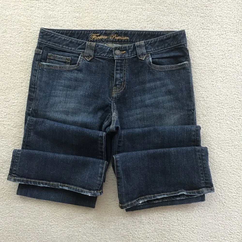 FOREVER PREMIUM JEANS SIZE 7 BLUE JEANS BOOTCUT